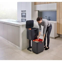 Die moderne Hausfrau Abfalltrennungs- und Recyclingbehälter Totem Max Grau