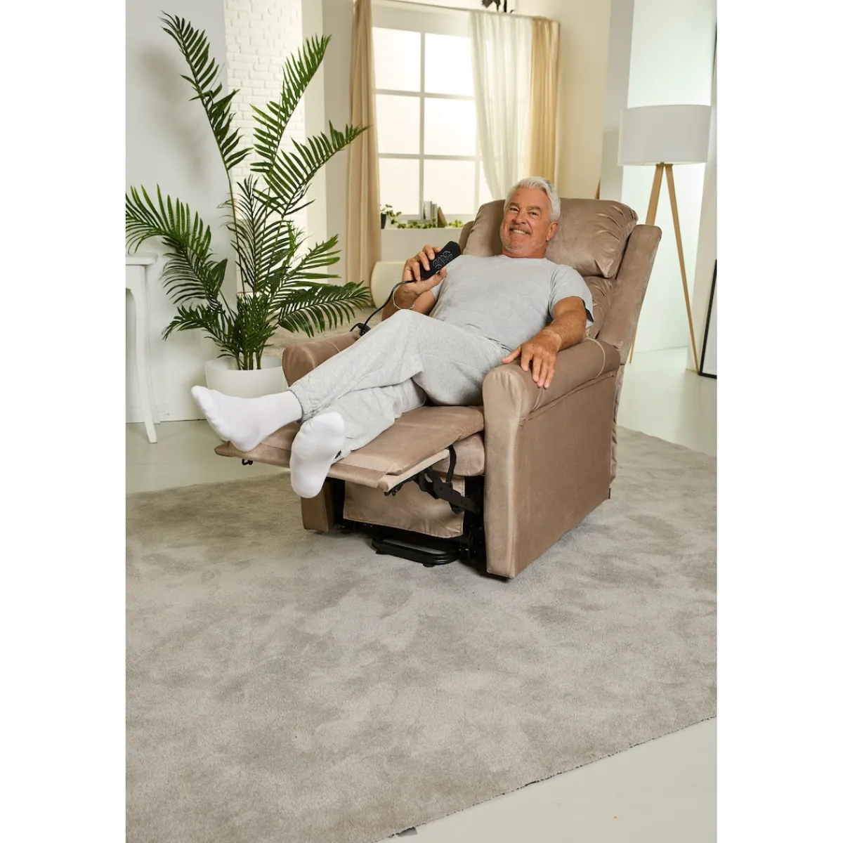 Die moderne Hausfrau Aufstehsessel Comfort