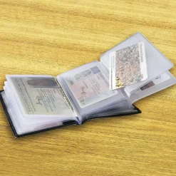 Die moderne Hausfrau Ausweis-Mappe