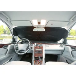 Die moderne Hausfrau Auto-Sonnenschutzschirm