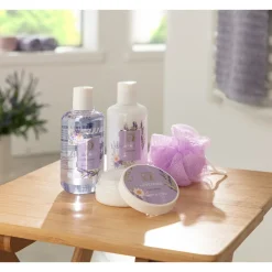 Die moderne Hausfrau Badeset „Lavendel“, 4-teilig