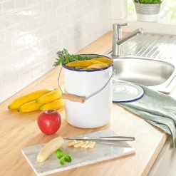 Die moderne Hausfrau Emaille-Mülleimer „Klassik“