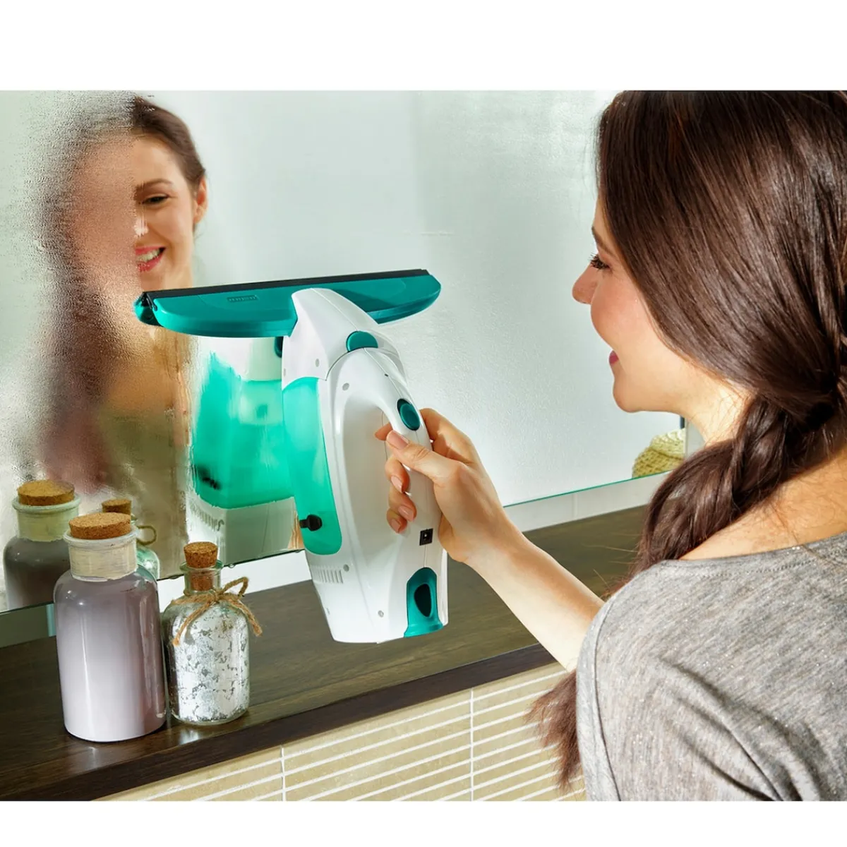 Die moderne Hausfrau Fenstersauger "Dry & Clean" mit Stiel und Einwascher