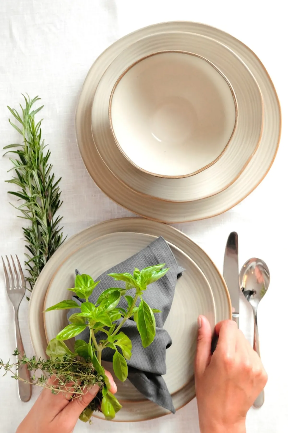 Die moderne Hausfrau Frühstücksgeschirr, Keramik Nottingham