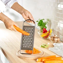 Die moderne Hausfrau Handreibe „Klassik“