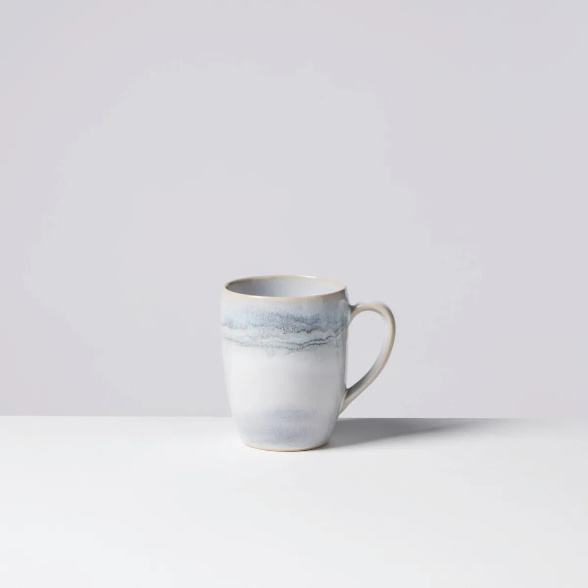 Die moderne Hausfrau Kaffeebecher-Set, Steinzeug TIEFER SEE Grau / Weiß