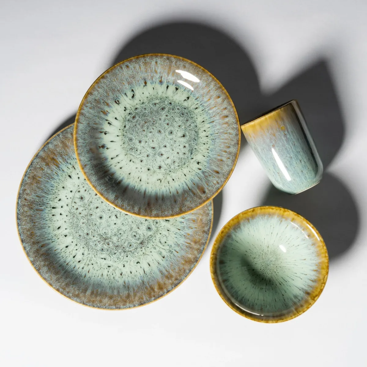 Die moderne Hausfrau Kombiservice, Steinzeug Flussufer blau, grün, braun