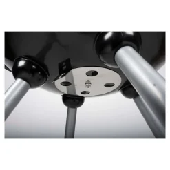 Die moderne Hausfrau Kugelgrill