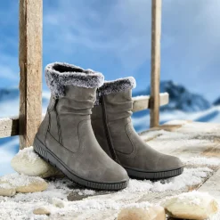 Damen Die moderne Hausfrau Kuschelstiefel „Florine“ grau