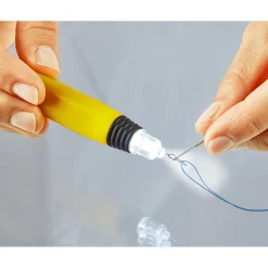 Die moderne Hausfrau LED-Nadeleinfädler