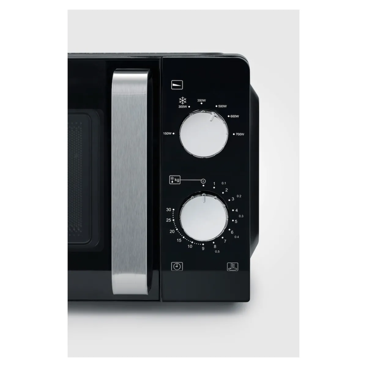 Die moderne Hausfrau Mikrowelle