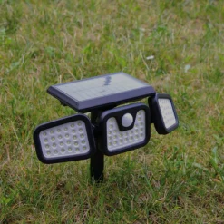 Die moderne Hausfrau Multifuktionslicht Panta TriSoloar