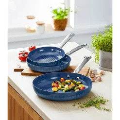 Die moderne Hausfrau Pfanne