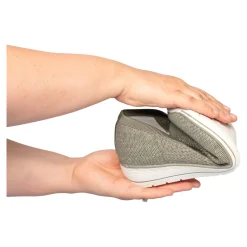 Damen Die moderne Hausfrau Slipper mit Keilabsatz „Federleicht“ khaki