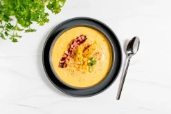 Die moderne Hausfrau Tellerset, Porzellan Vada Weiß