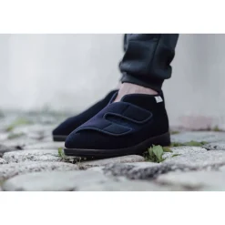 Damen Die moderne Hausfrau Verbandschuh Genua blau