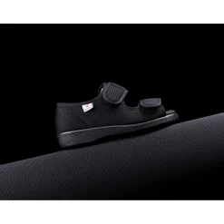 Damen Die moderne Hausfrau Verbandschuh Genua schwarz